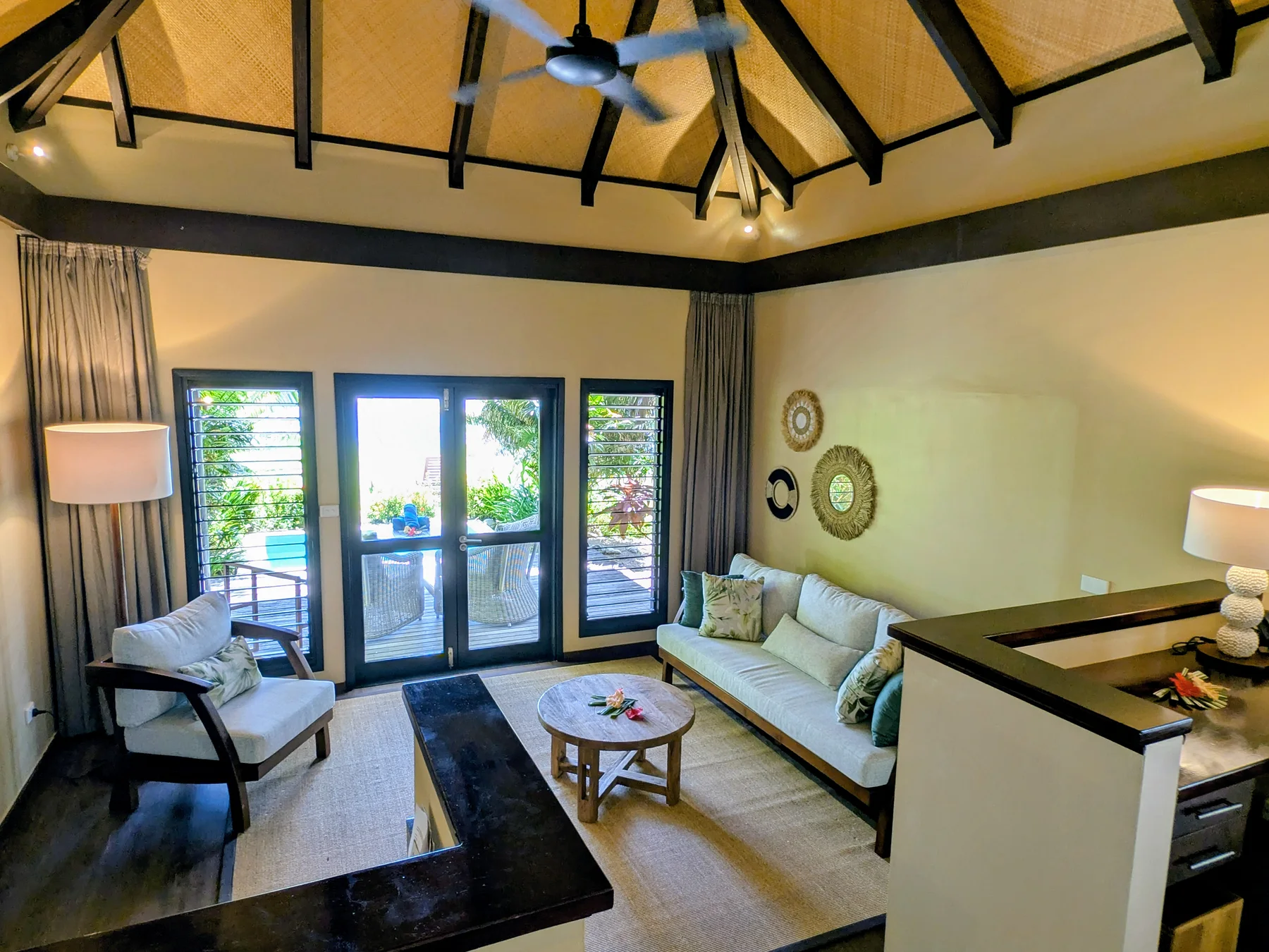 matamanoa island resort fiji beachfront pool bure