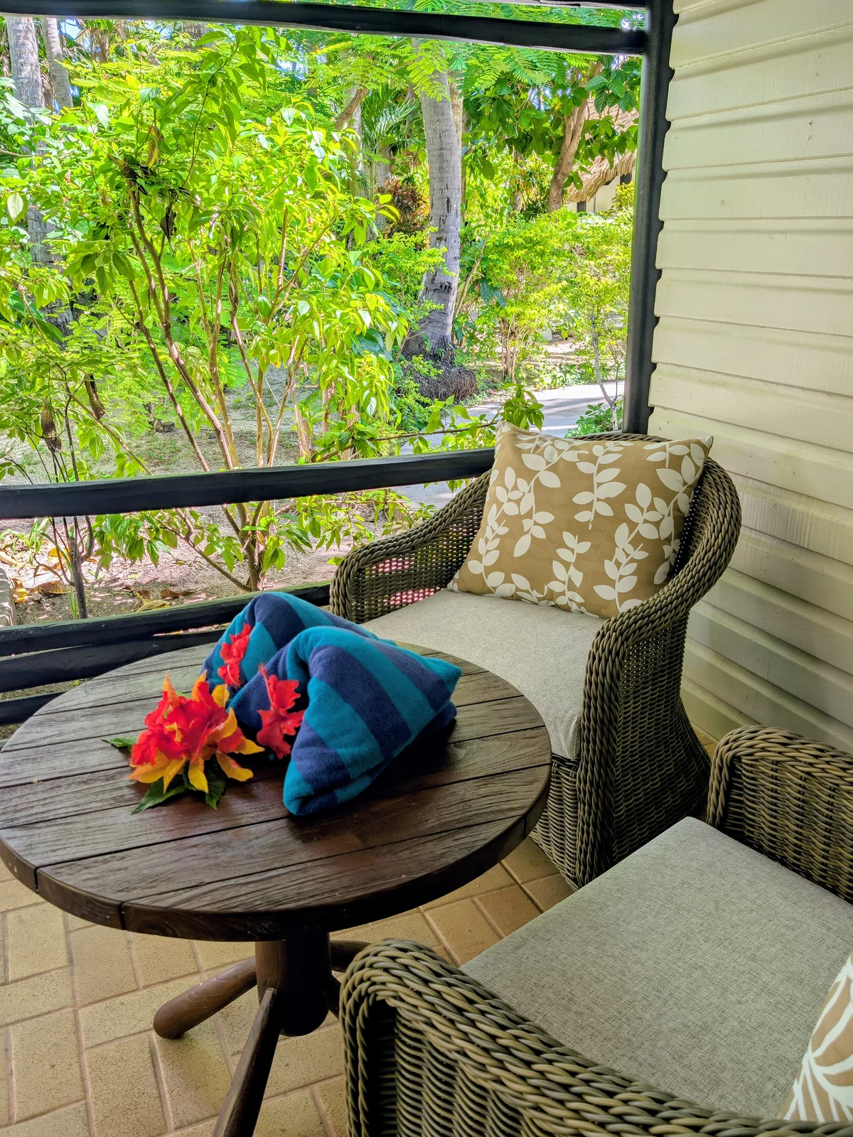 matamanoa island resort fiji room patio